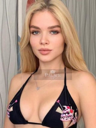 Mila, 22 years old Russian escort in London 